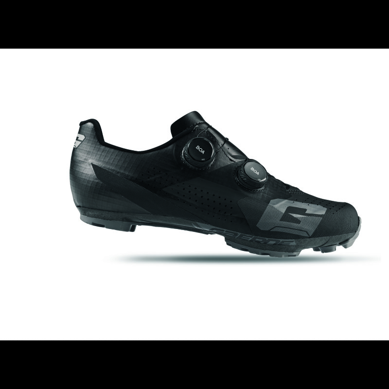 Tretry GAERNE G.ROCK Black