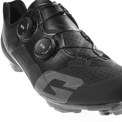 Tretry GAERNE G.ROCK Black