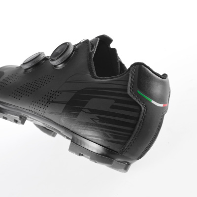 Tretry GAERNE G.Obsidian Black
