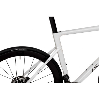 Silniční kolo Isaac Boson Mineral White Ultegra Di2 L