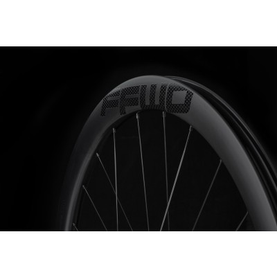 Karbonová kola RYOT44 (44 mm), FFWD 2:1, MattBlack, plášť